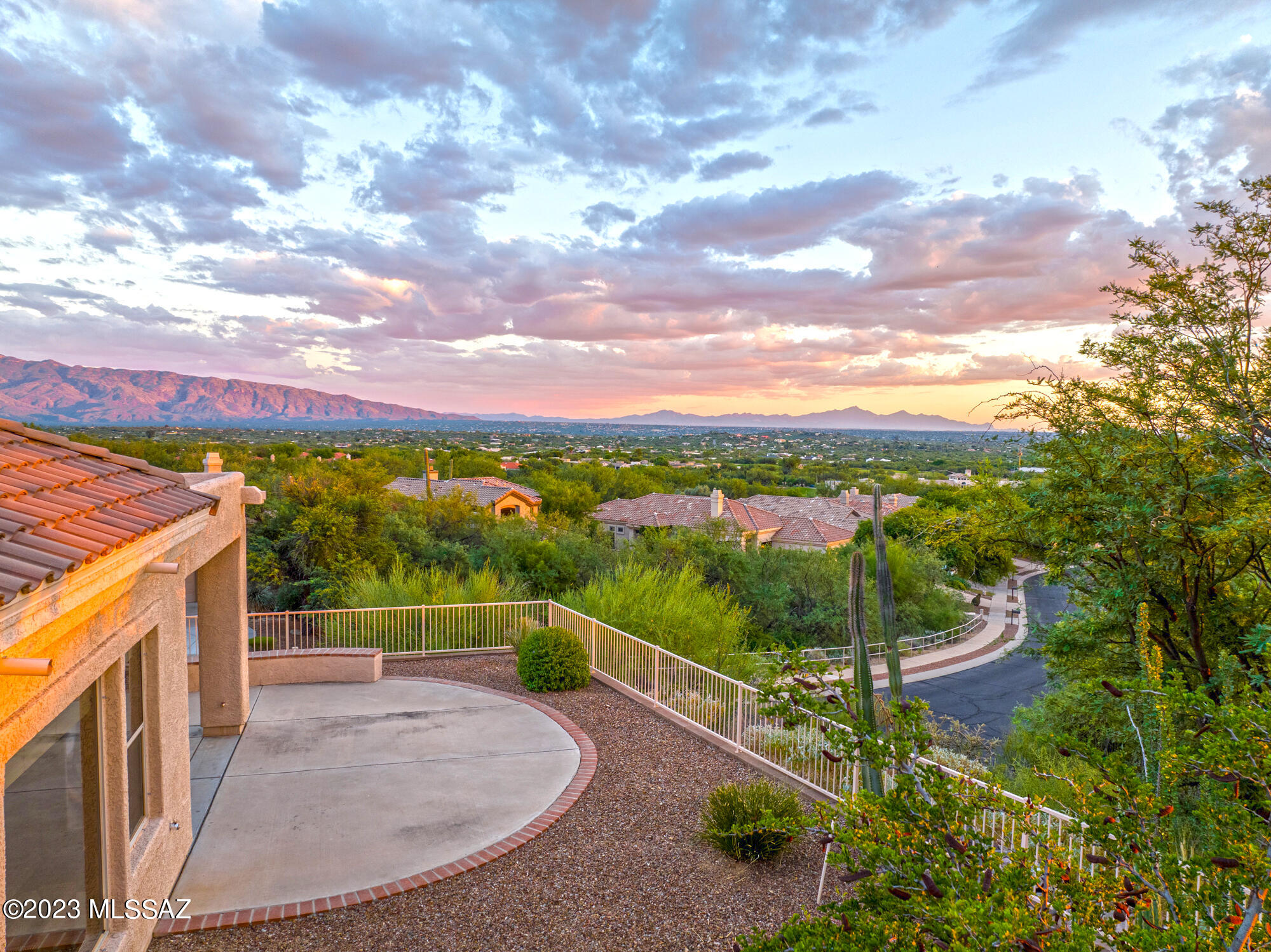 9840 East Spring View Place Tucson, AZ 85749 - Photo 8 of 37 Gallery Image 8
