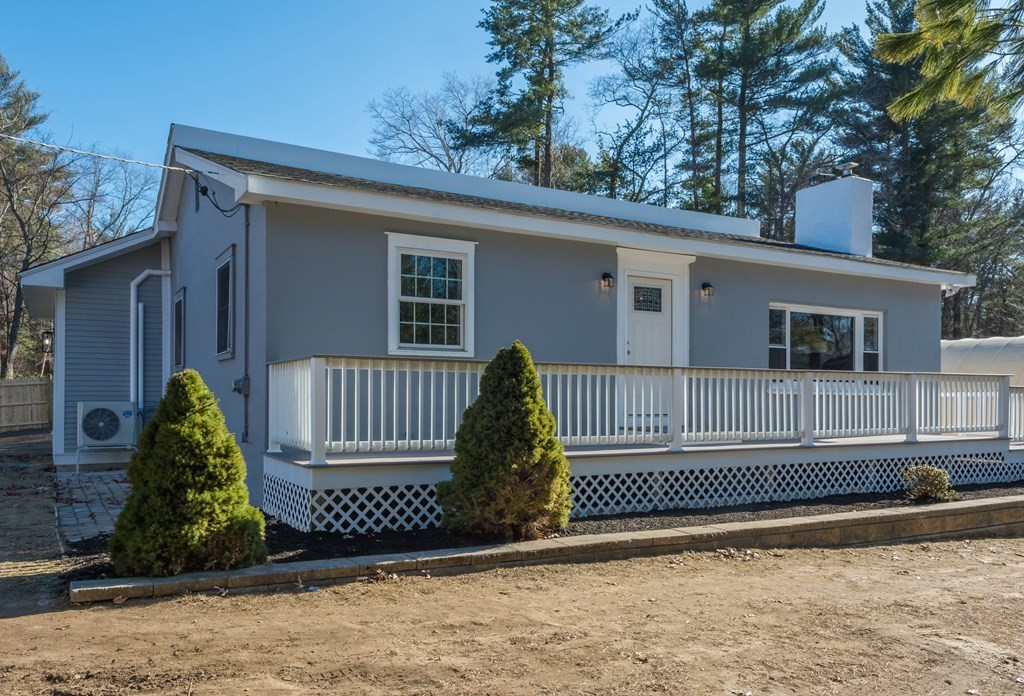 29 Hatch Road Pembroke, MA 02359 - Photo 1 of 42 Gallery Image 1