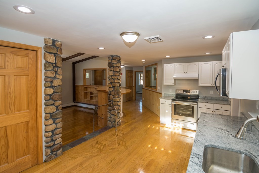 29 Hatch Road Pembroke, MA 02359 - Photo 12 of 42 Gallery Image 12