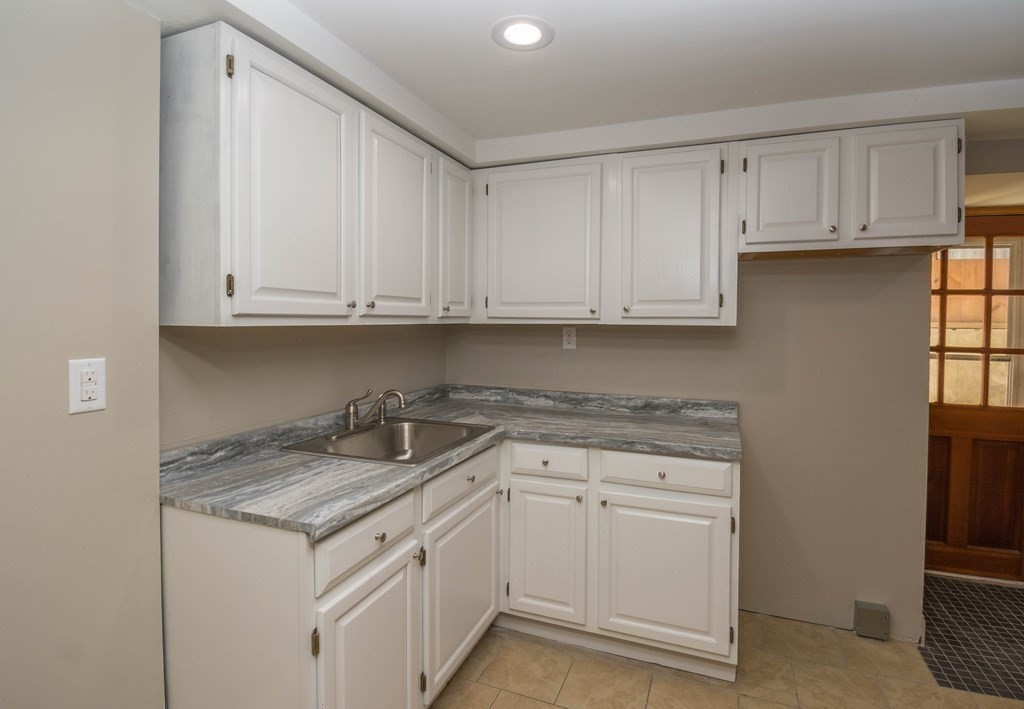 29 Hatch Road Pembroke, MA 02359 - Photo 36 of 42 Gallery Image 36