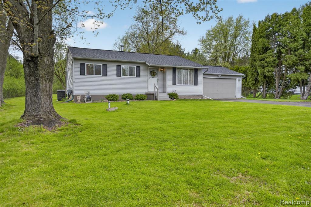 6401 North Webster Road Mount Morris, MI 48458 - Photo 5 of 59