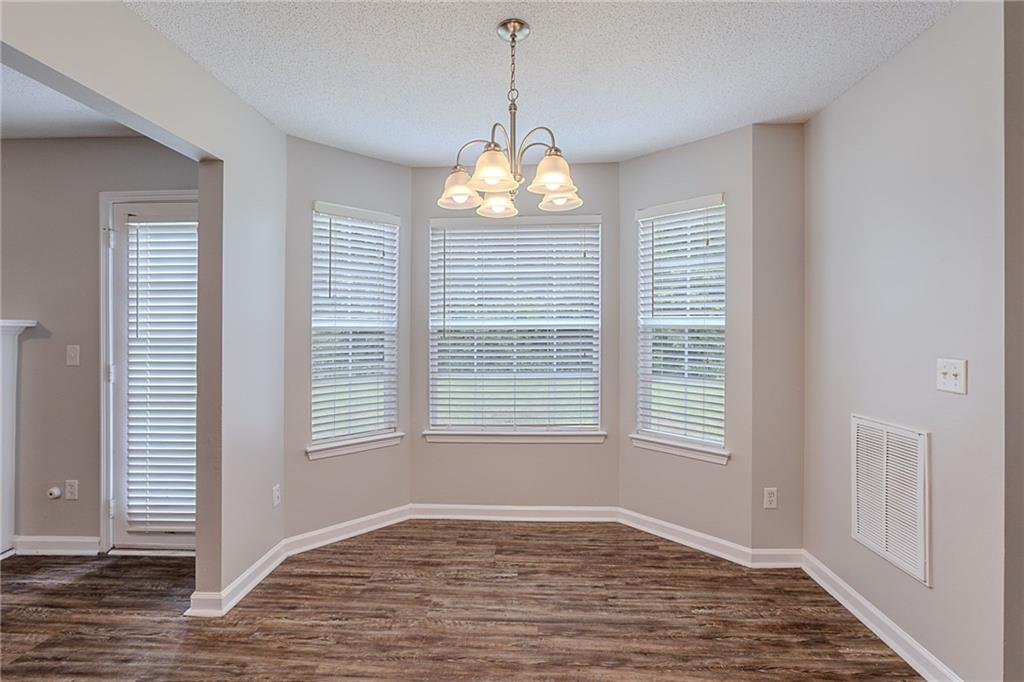 4185 Post Oak Grove Atlanta, GA 30349 - Photo 12 of 38