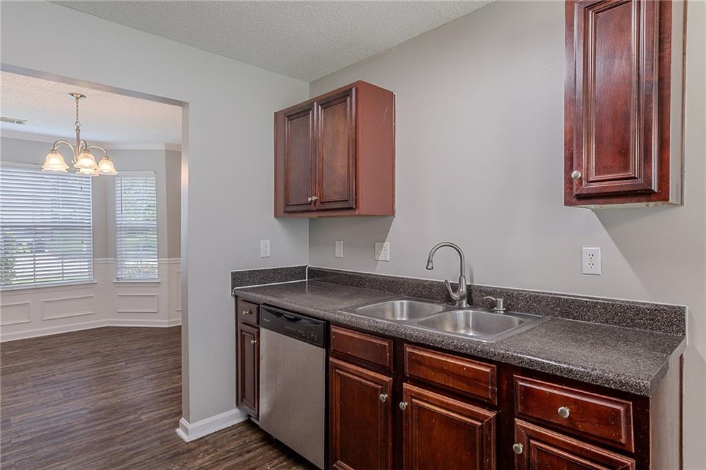 4185 Post Oak Grove Atlanta, GA 30349 - Photo 9 of 38