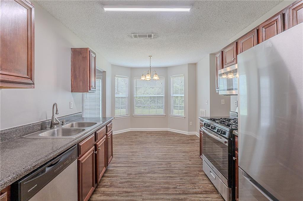 4185 Post Oak Grove Atlanta, GA 30349 - Photo 10 of 38