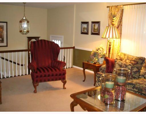28 Spring Drive Monessen, PA 15062 - Photo 3 of 16 Living Room.