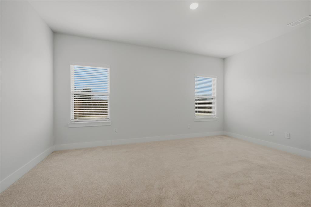 1346 Chisos Way Forney, TX 75126 - Photo 19 of 40 an empty room with a window