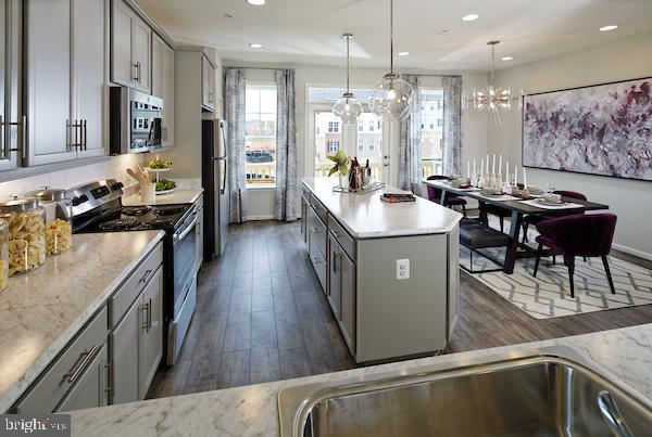 16317 Coolidge Avenue Silver Spring, MD 20906 - Photo 3 of 12