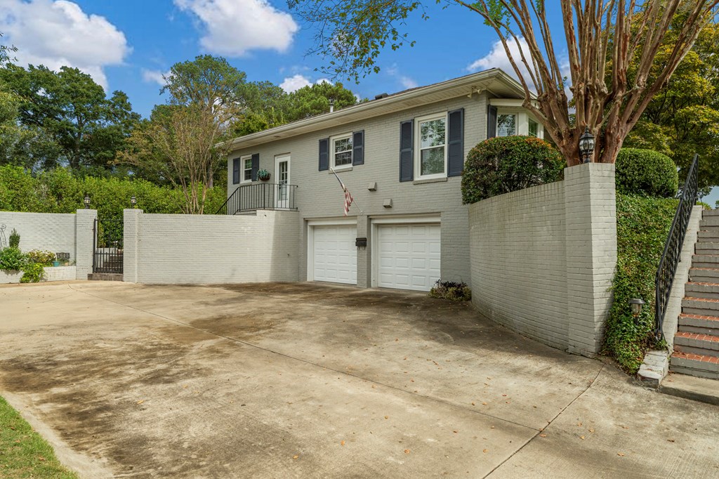 2645 Edgewood Road Columbus, GA 31906 - Photo 29 of 29 Side Entrance