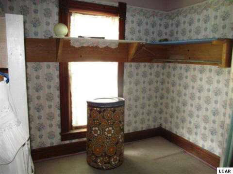 3201 East Carleton Road Adrian, MI 49221 - Photo 12 of 18 20390099-12.JPG