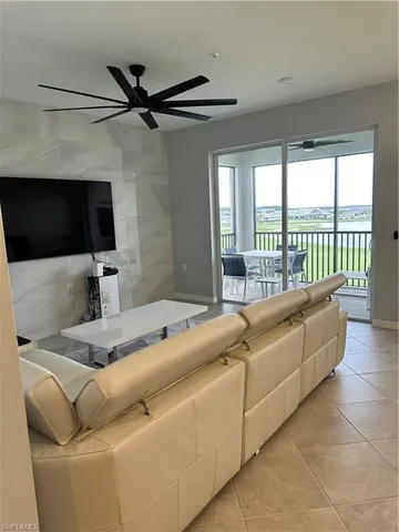 $5,600 | 5651 Double Eagle Circle, Unit 4341, Immokalee, FL 34142