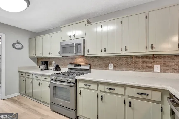 $650,000 | 300 Briarwood Road, Tyrone, GA 30290