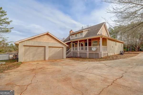 $650,000 | 300 Briarwood Road, Tyrone, GA 30290