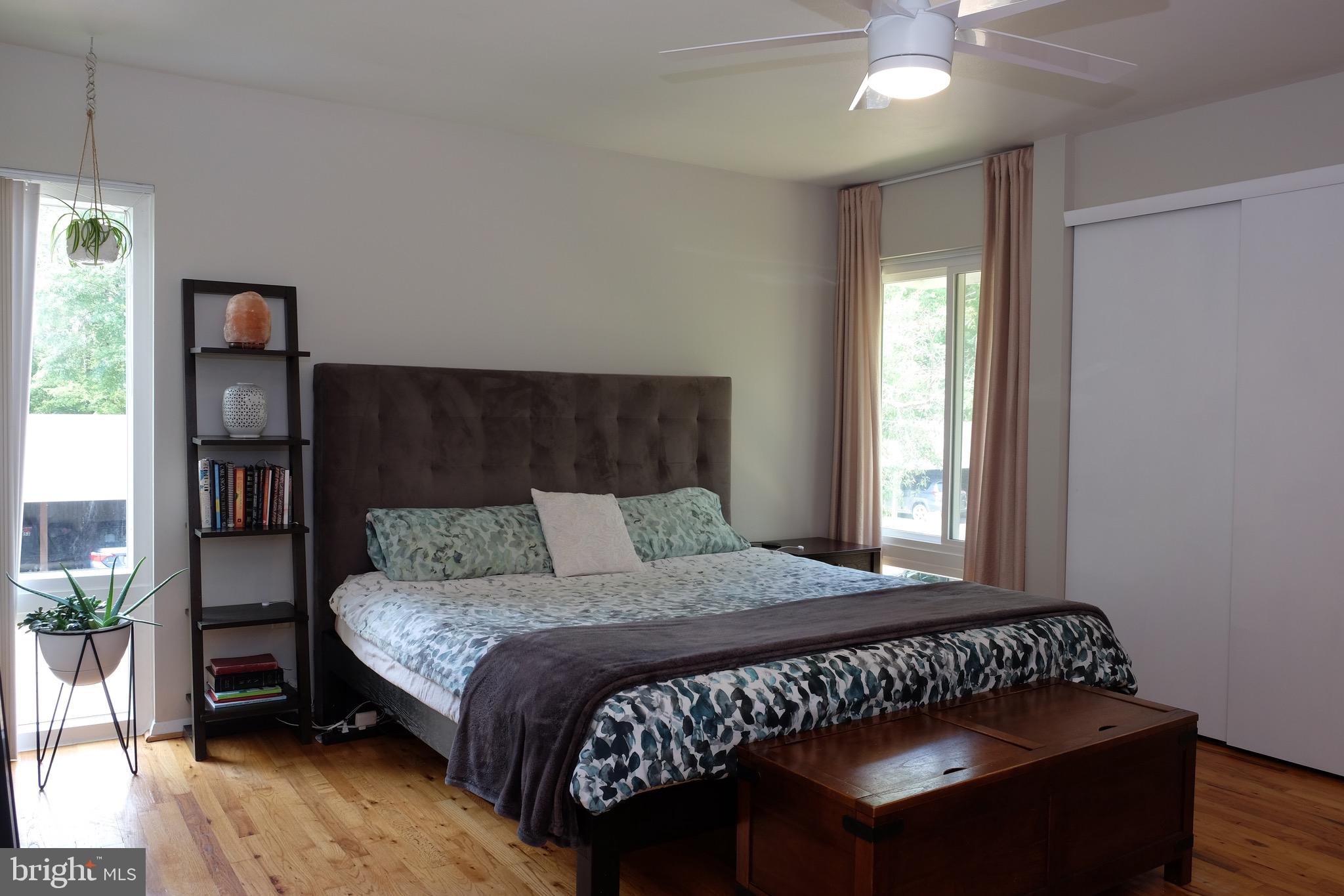 1761 Wainwright Drive Reston, VA 20190 - Photo 6 of 10 Gallery Image 6