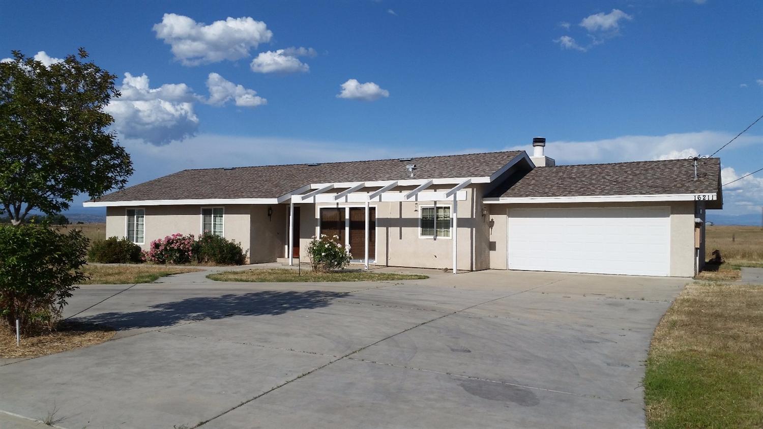 16211 Anaconda Road Madera, CA 93636 - Photo 1 of 22 Gallery Image 1