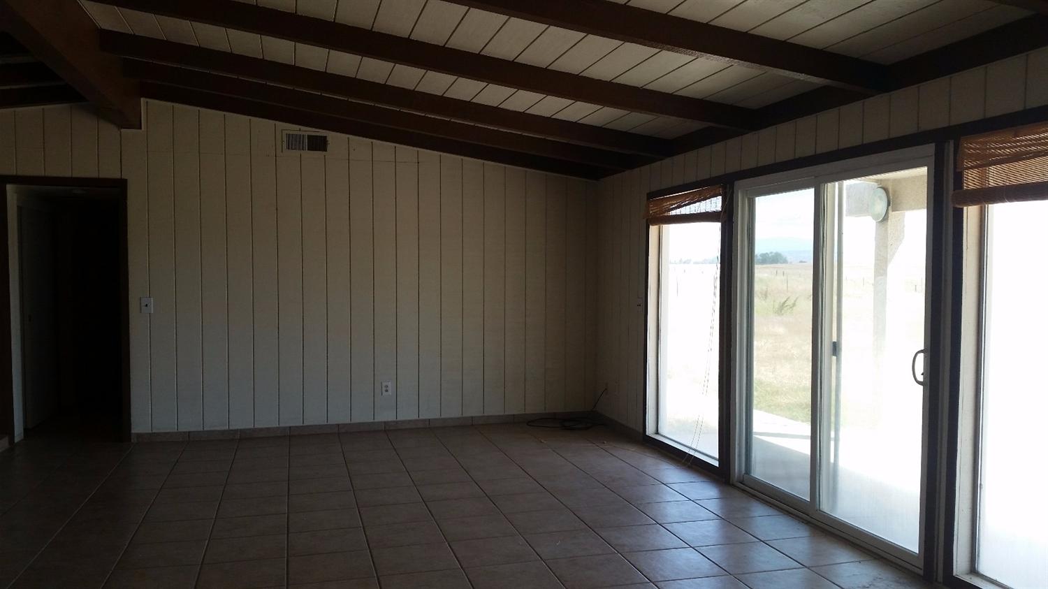 16211 Anaconda Road Madera, CA 93636 - Photo 6 of 22 Gallery Image 6
