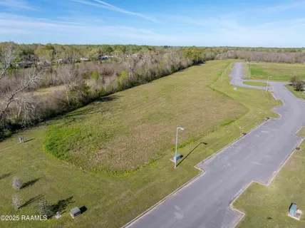 $2,000,000 | 100 Palms Hospital Drive, Abbeville, LA 70510