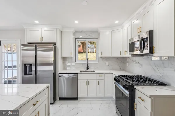 $625,000 | 6301 Julian Street, Springfield, VA 22150