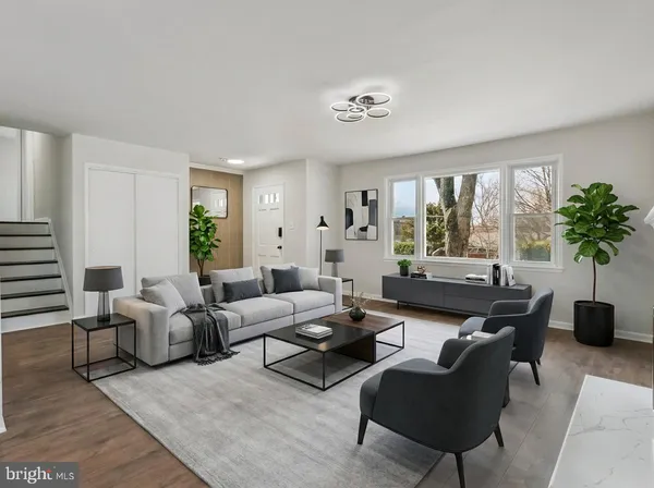 $625,000 | 6301 Julian Street, Springfield, VA 22150