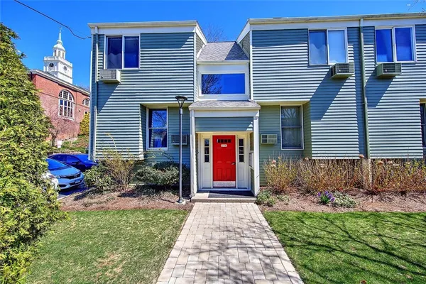 $2,300 | 274 South Main Street, Unit 27, Providence, RI 02903