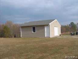 64 Ashburn Road Cumberland, VA 23040 - Photo 2 of 8 a view of backyard of house