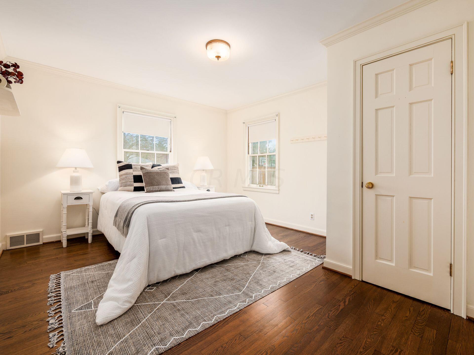 2470 Abington Road Columbus, OH 43221 - Photo 15 of 30 1st floor bedroom