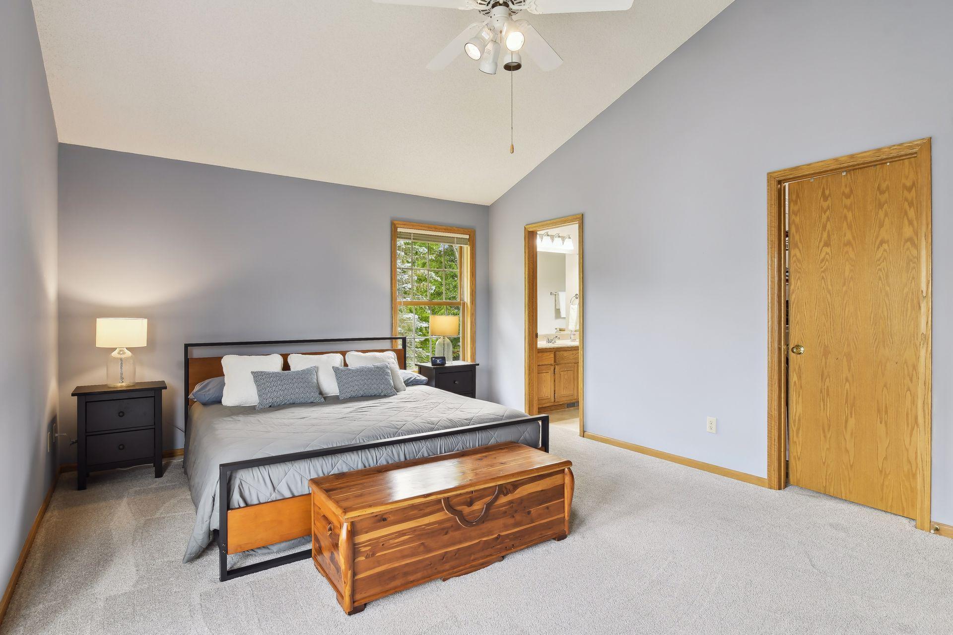 692 Oxford Road Eagan, MN 55123 - Photo 36 of 64 Gallery Image 36