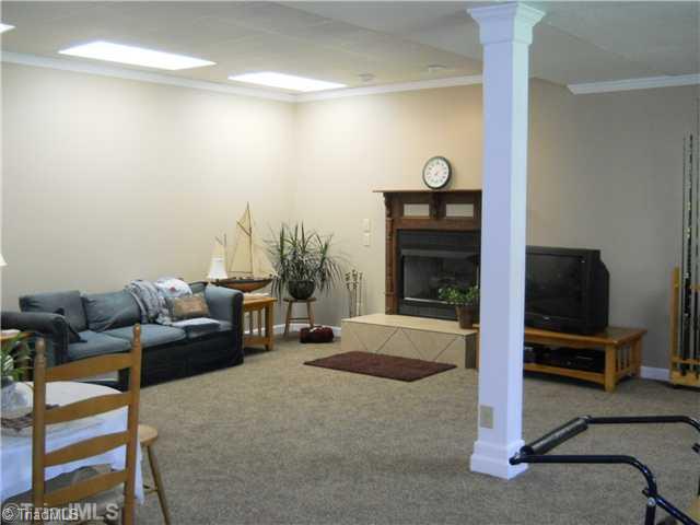 6966 Bridgewood Road Clemmons, NC 27012 - Photo 12 of 16 Playroom.