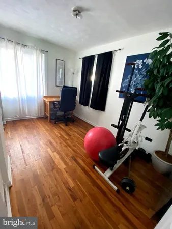 $3,400 | 5705 Denfield Road, Rockville, MD 20851