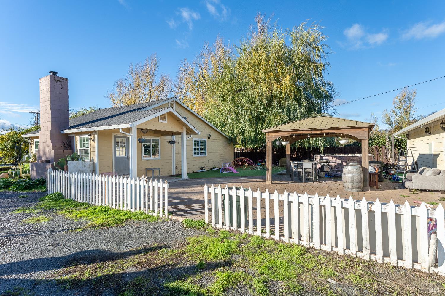 2580 Center Valley Road Willits, CA 95490 - Photo 11 of 43 a front view of a house with garden