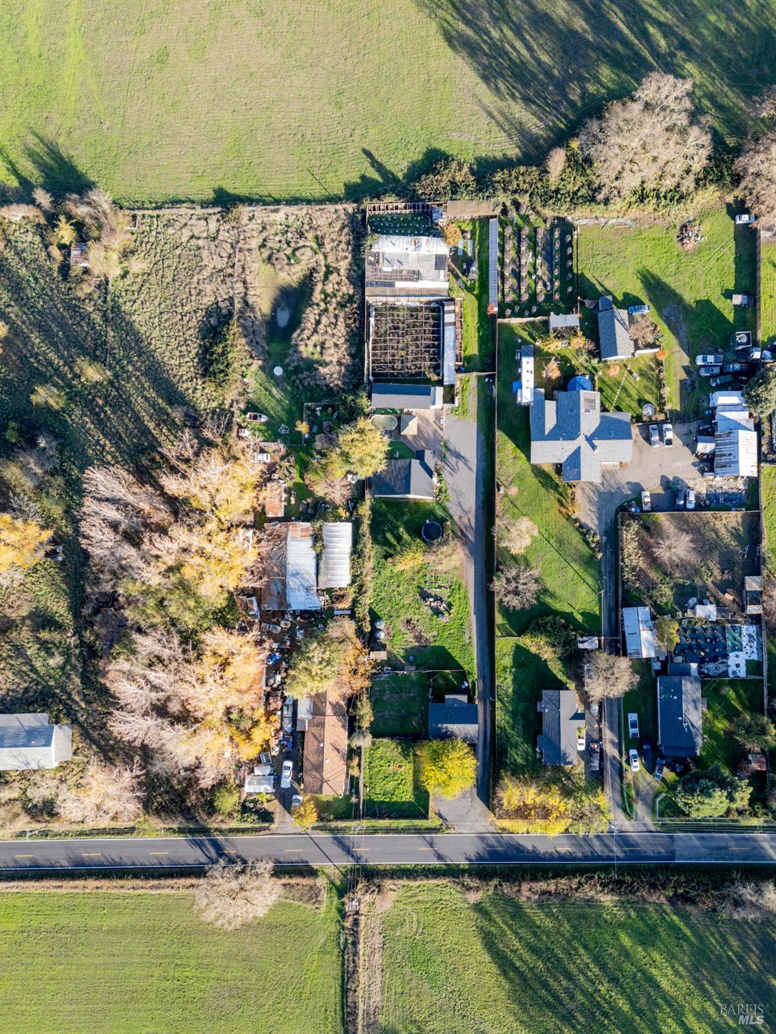 2580 Center Valley Road Willits, CA 95490 - Photo 33 of 43