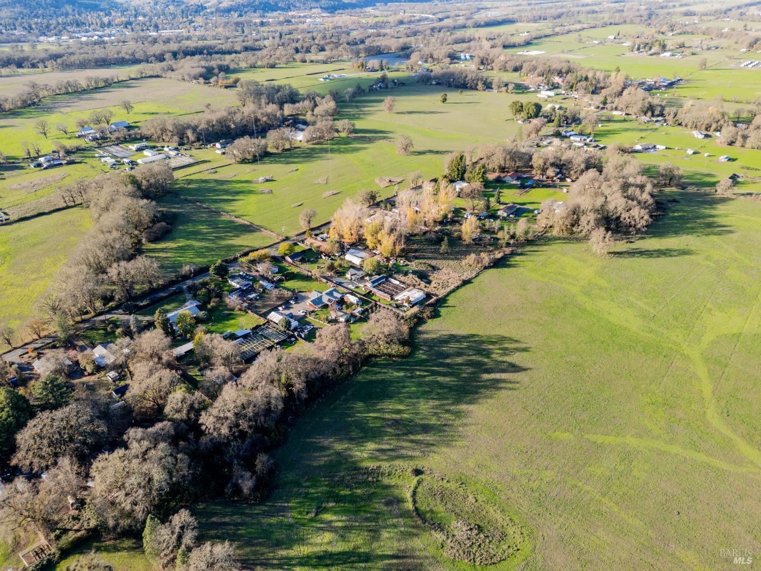 2580 Center Valley Road Willits, CA 95490 - Photo 36 of 43 a view of a city with ocean view