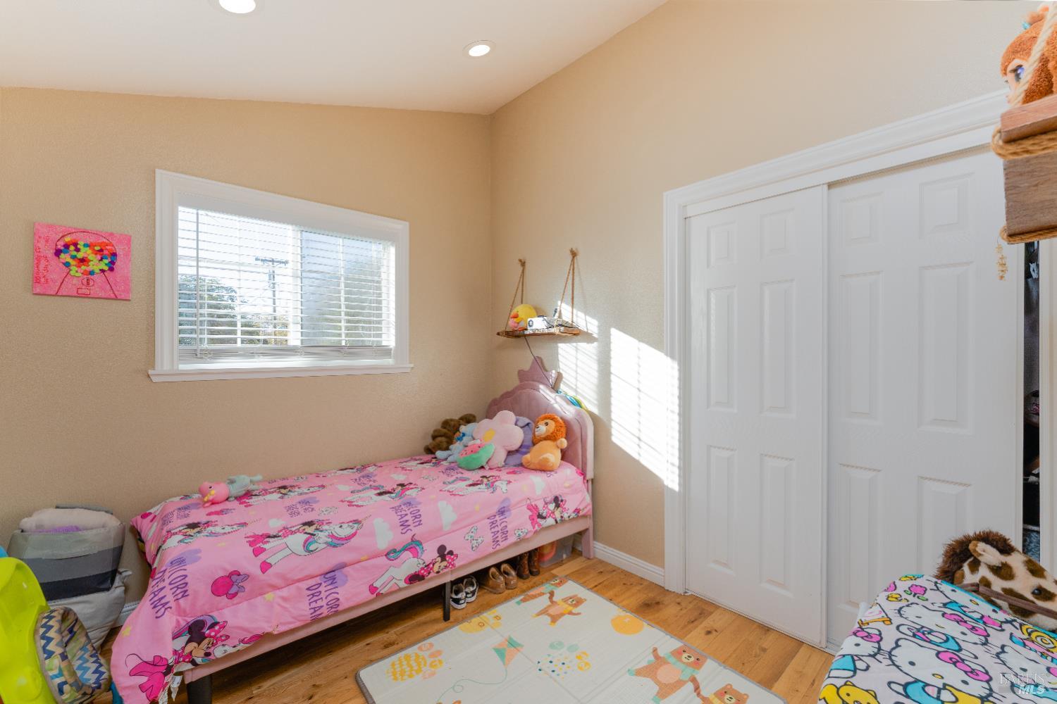2580 Center Valley Road Willits, CA 95490 - Photo 7 of 43 a bedroom with a bed and a dresser in it
