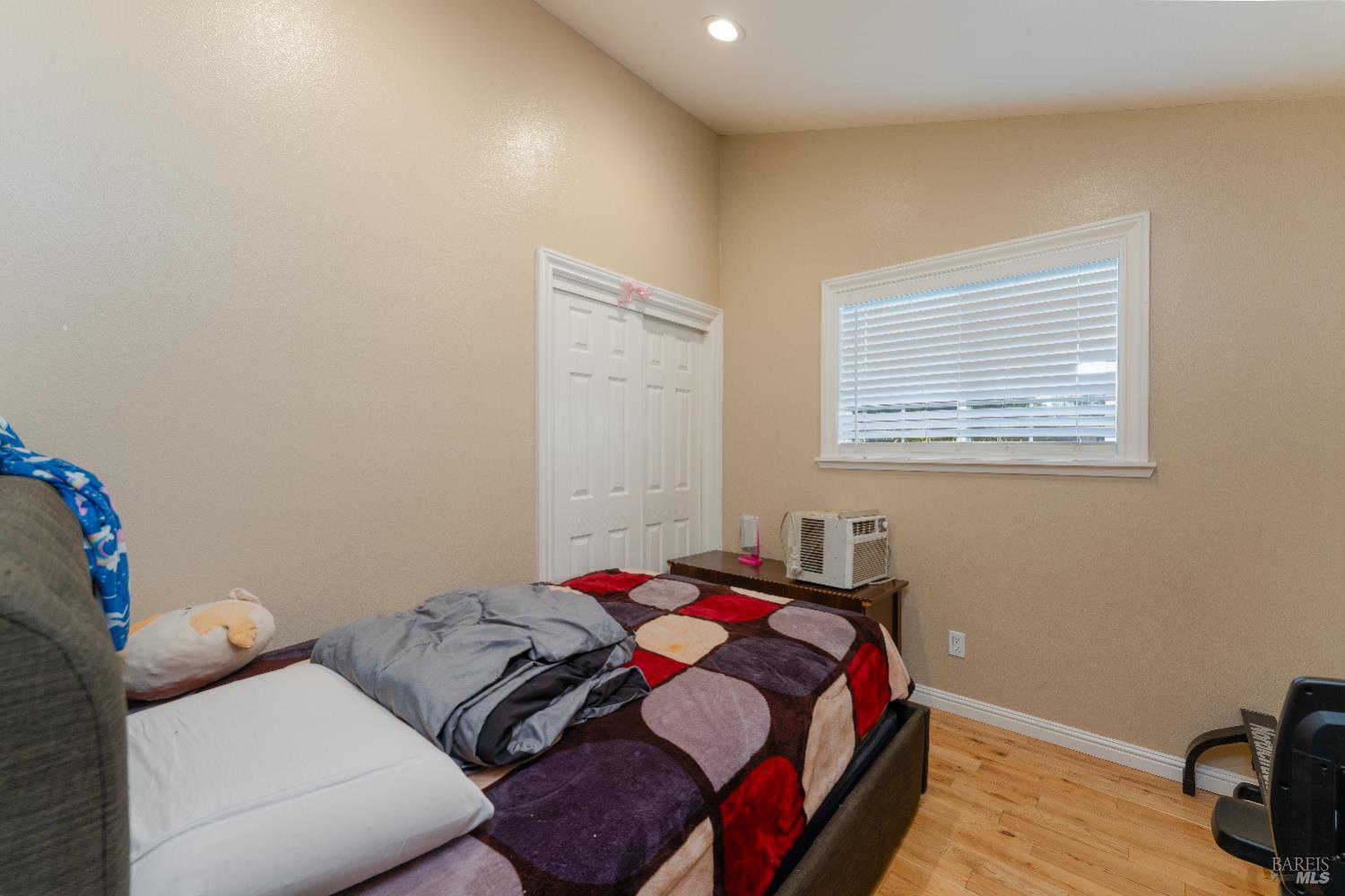 2580 Center Valley Road Willits, CA 95490 - Photo 8 of 43 a bedroom with a bed and a window