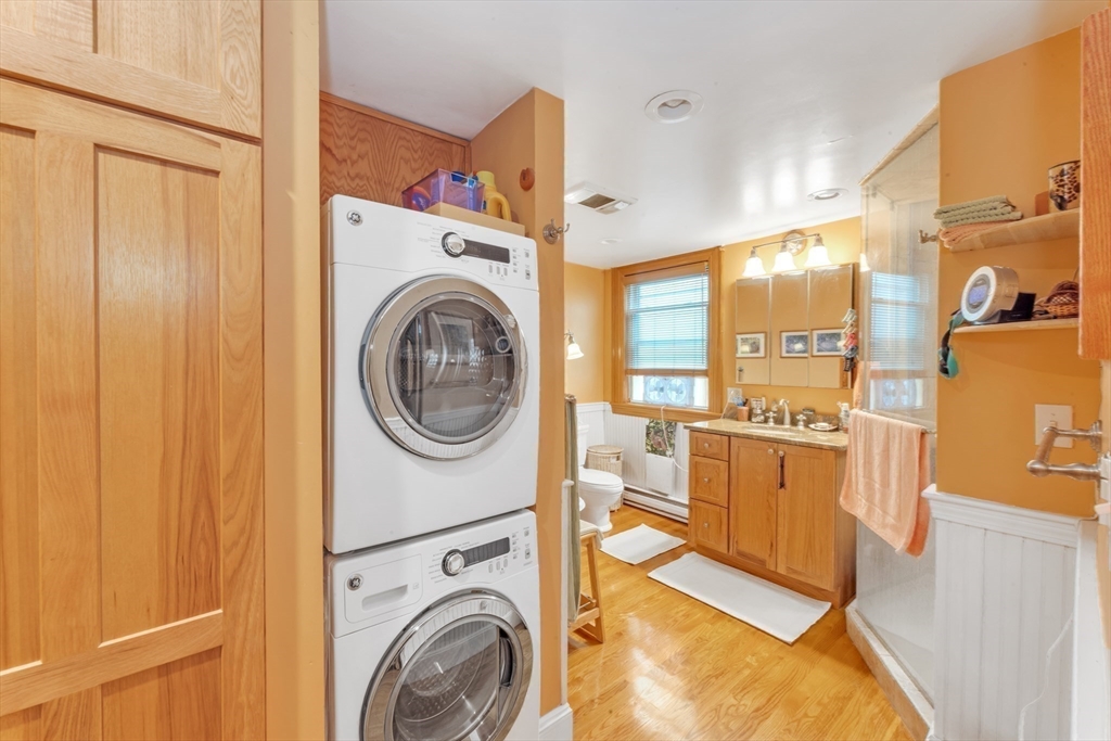 38 Spring Park Avenue Boston, MA 02130 - Photo 11 of 40