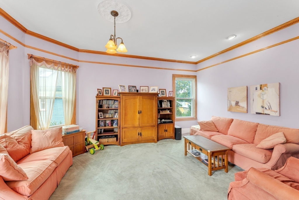 38 Spring Park Avenue Boston, MA 02130 - Photo 13 of 40