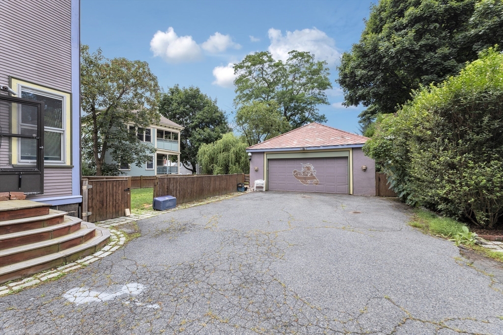 38 Spring Park Avenue Boston, MA 02130 - Photo 35 of 40