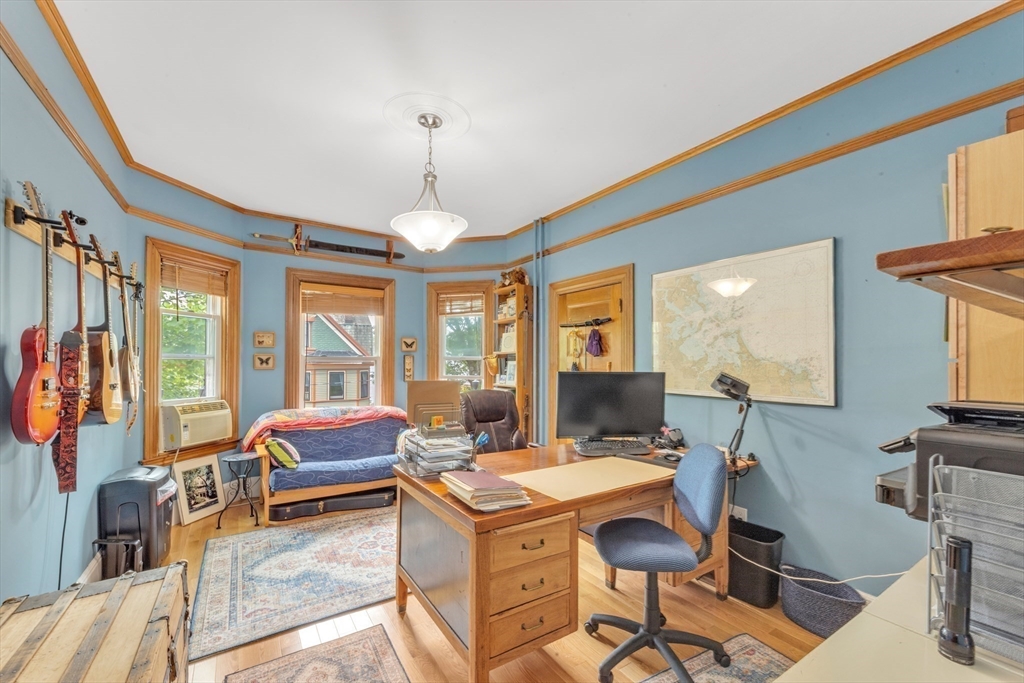 38 Spring Park Avenue Boston, MA 02130 - Photo 8 of 40