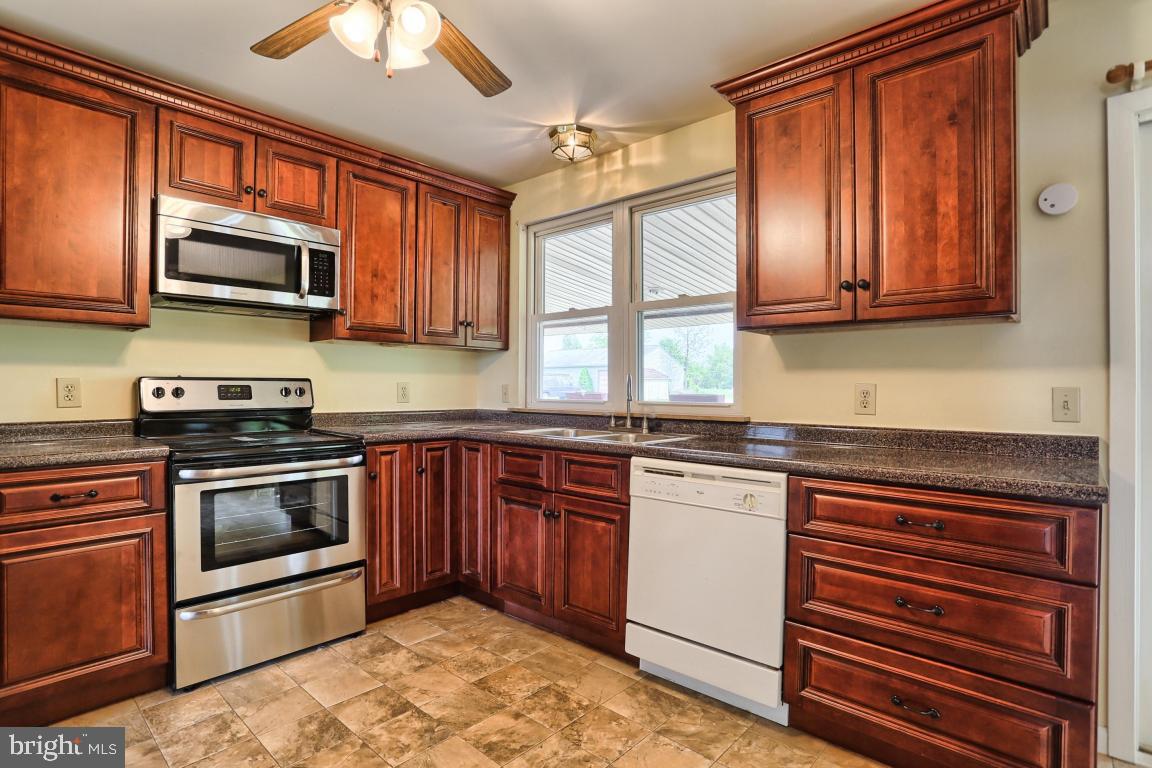 40 Scheller Road New Providence, PA 17560 - Photo 8 of 17