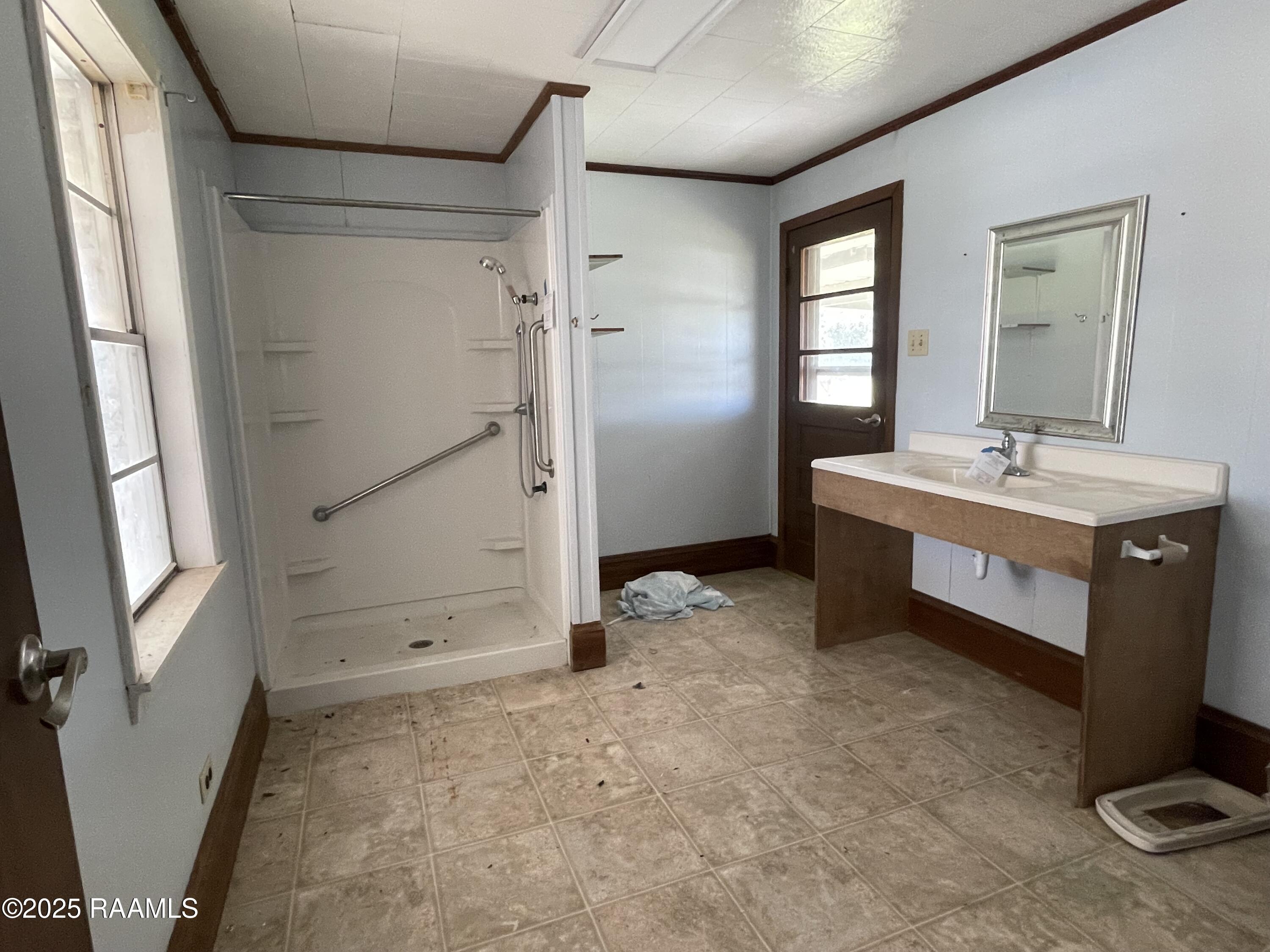 910 South Railroad Street Delcambre, LA 70528 - Photo 8 of 24 IMG_1972