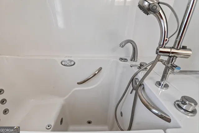 $625,000 | 192 Dobson Mountain Road, Franklin, NC 28734