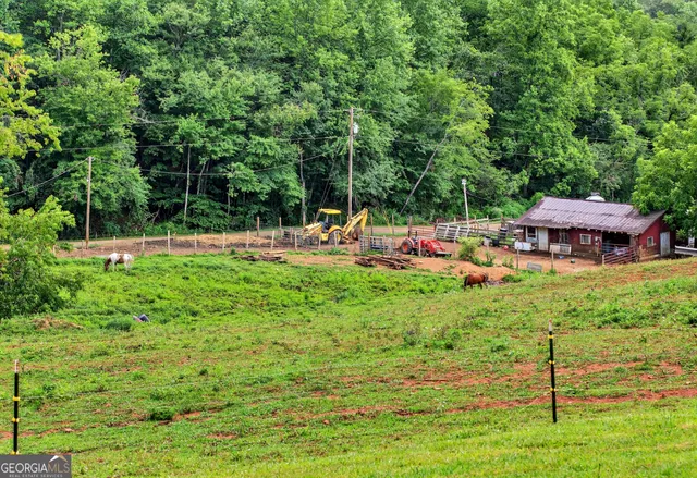 $625,000 | 192 Dobson Mountain Road, Franklin, NC 28734