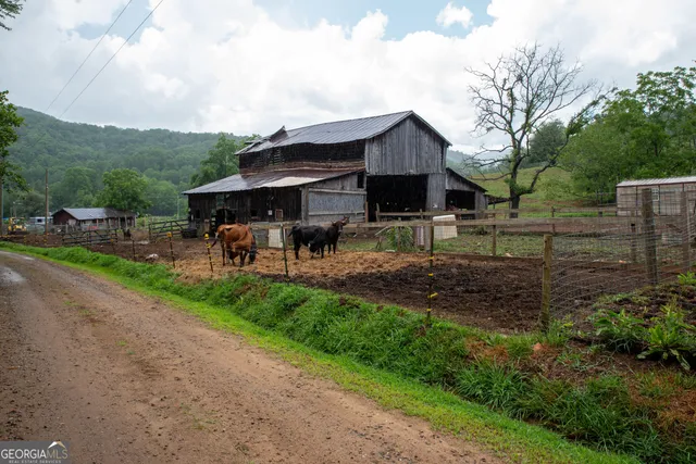 $625,000 | 192 Dobson Mountain Road, Franklin, NC 28734