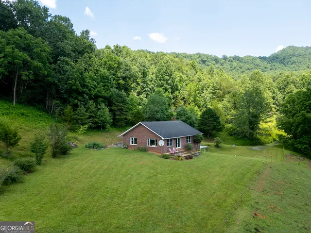 $625,000 | 192 Dobson Mountain Road, Franklin, NC 28734