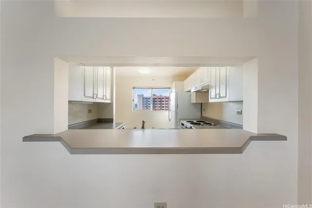 $590,000 | 3054 Ala Poha Place, Unit 1902, Honolulu, HI 96818