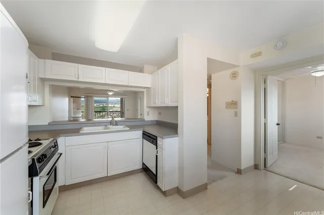 $590,000 | 3054 Ala Poha Place, Unit 1902, Honolulu, HI 96818