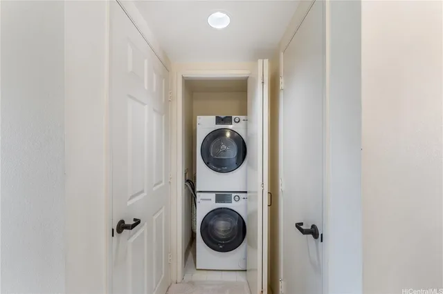 $590,000 | 3054 Ala Poha Place, Unit 1902, Honolulu, HI 96818