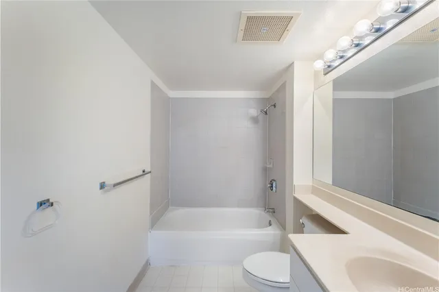 $590,000 | 3054 Ala Poha Place, Unit 1902, Honolulu, HI 96818