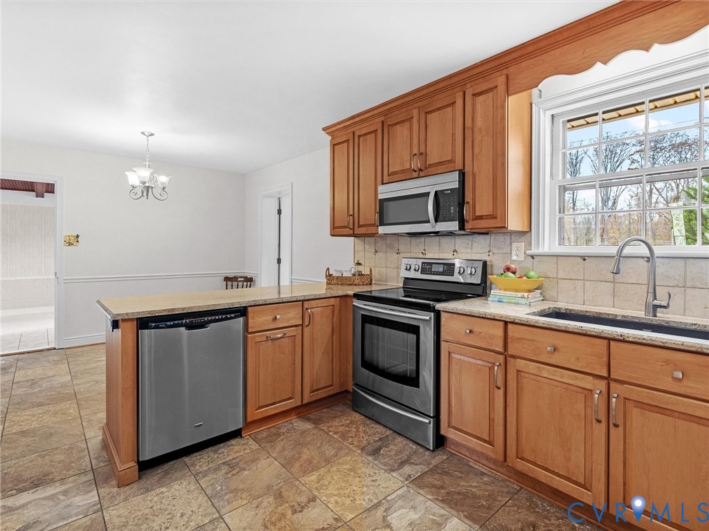 2000 Bloomfield Road Richmond, VA 23225 - Photo 21 of 50 Gallery Image 21