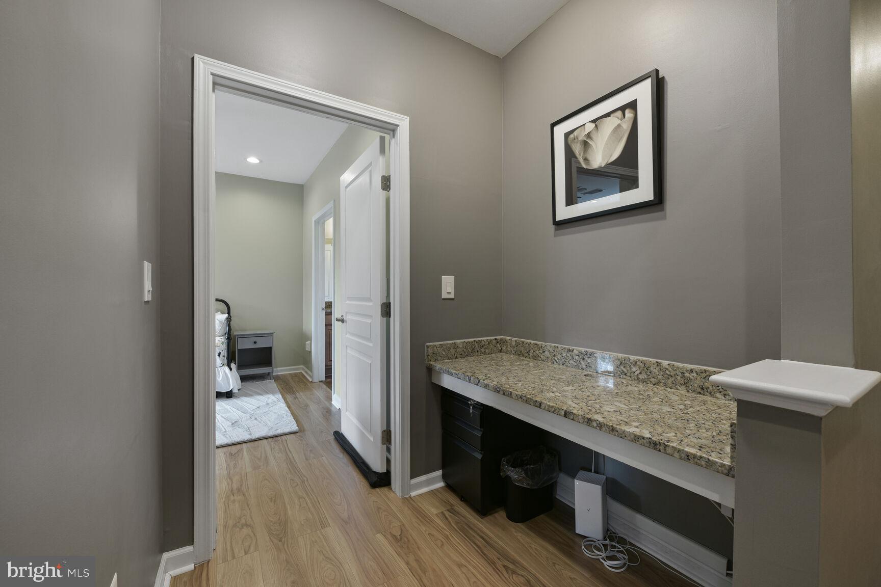 12000 Market Street, Unit 182 Reston, VA 20190 - Photo 11 of 30 Office Nook