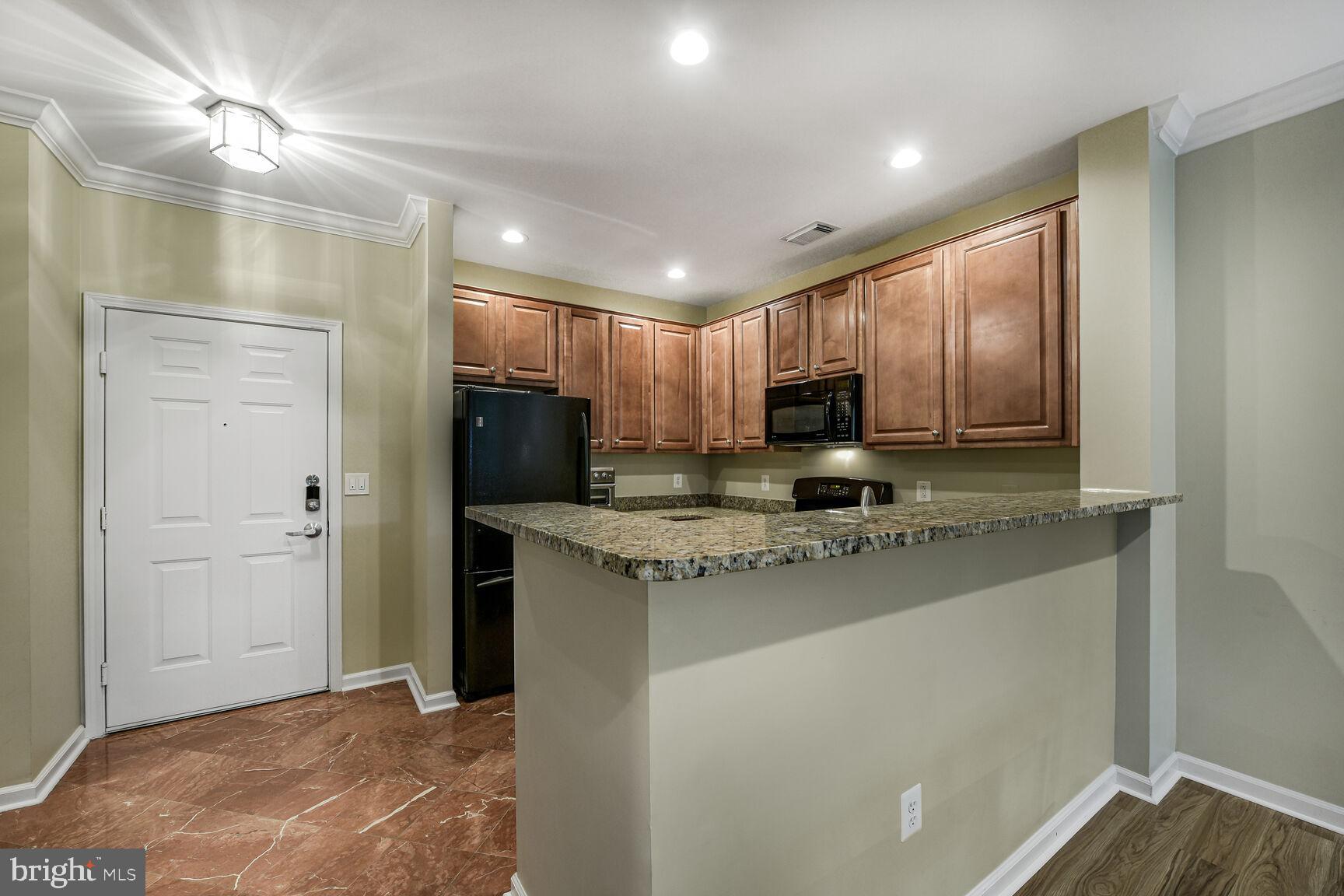 12000 Market Street, Unit 182 Reston, VA 20190 - Photo 5 of 30 Entry
